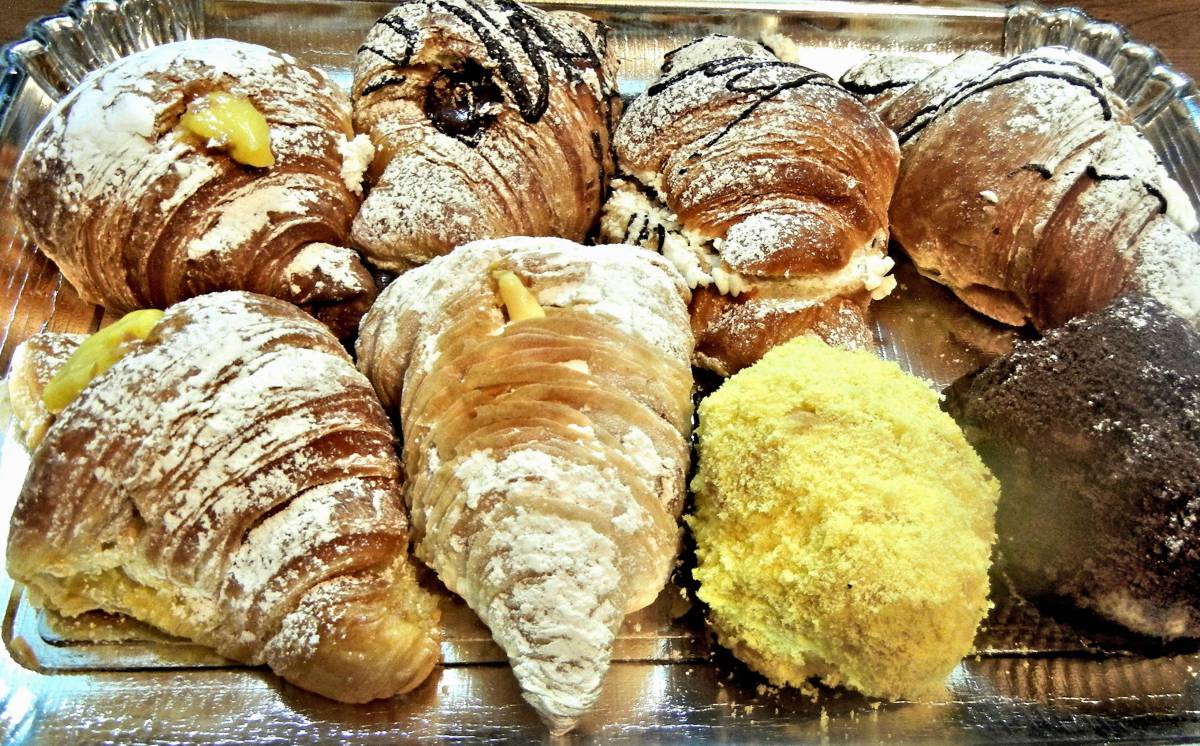 Cream Filled Croissant with frosting image - Free