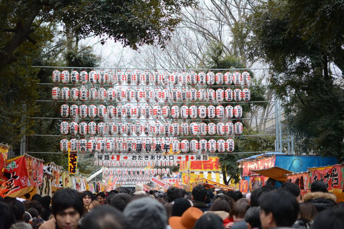   people  crowd  festival  shrine  new year's 