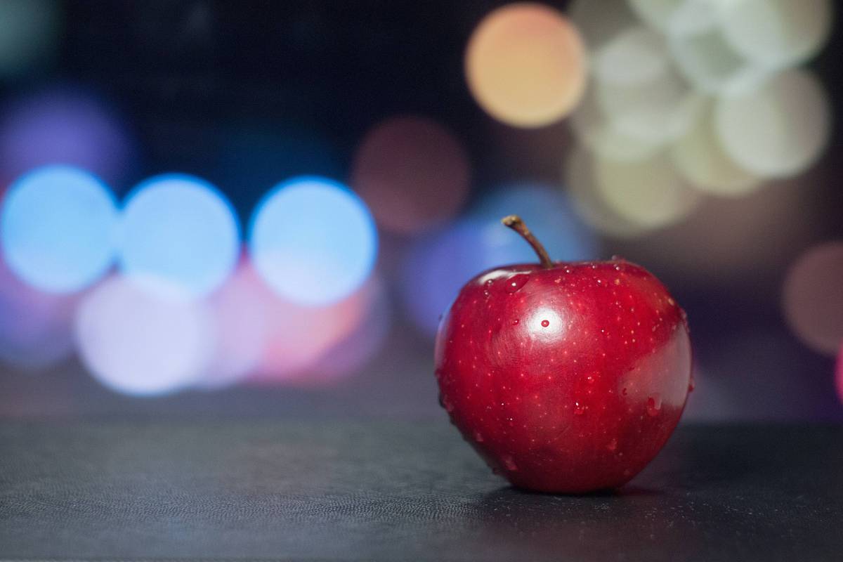   table  bokeh  fruit  sweet  flower  petal 