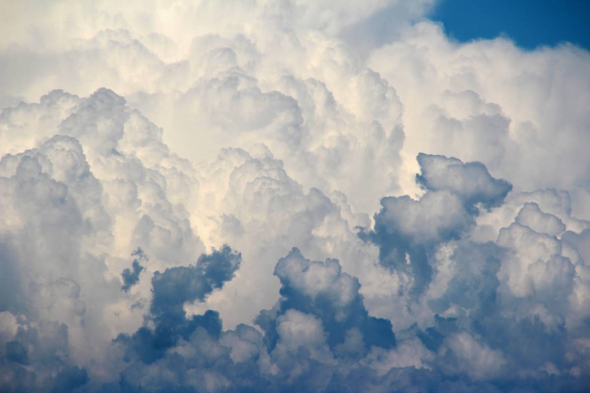   cloud  sky  sunlight  weather  cumulus  dark 