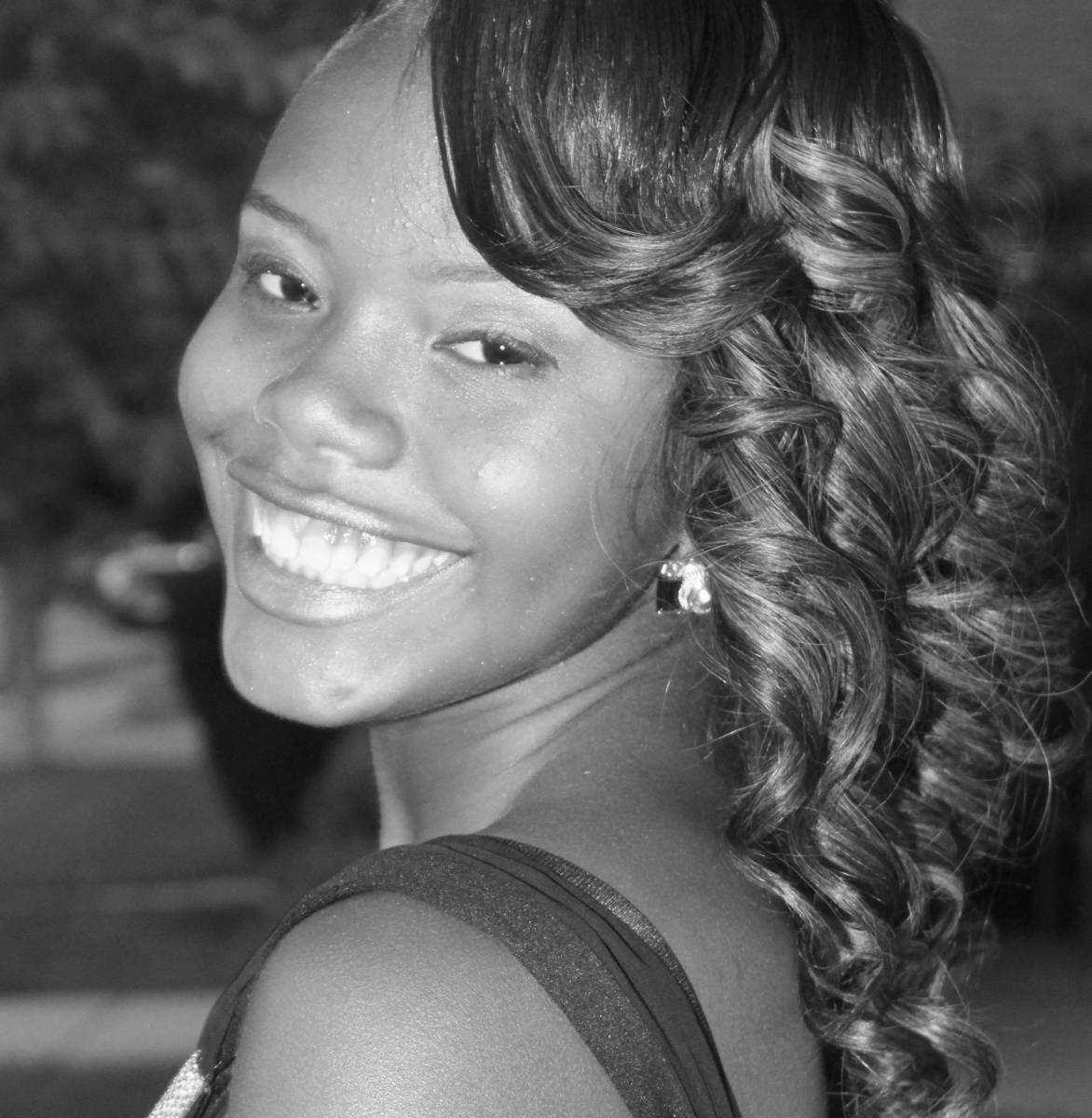   black and white  woman  female  model  young 