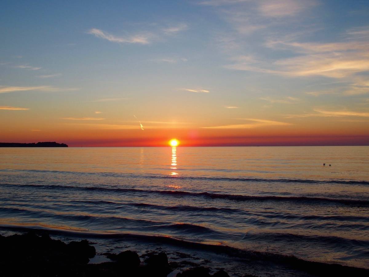   horizon  body of water  sea  sunset  sunrise 