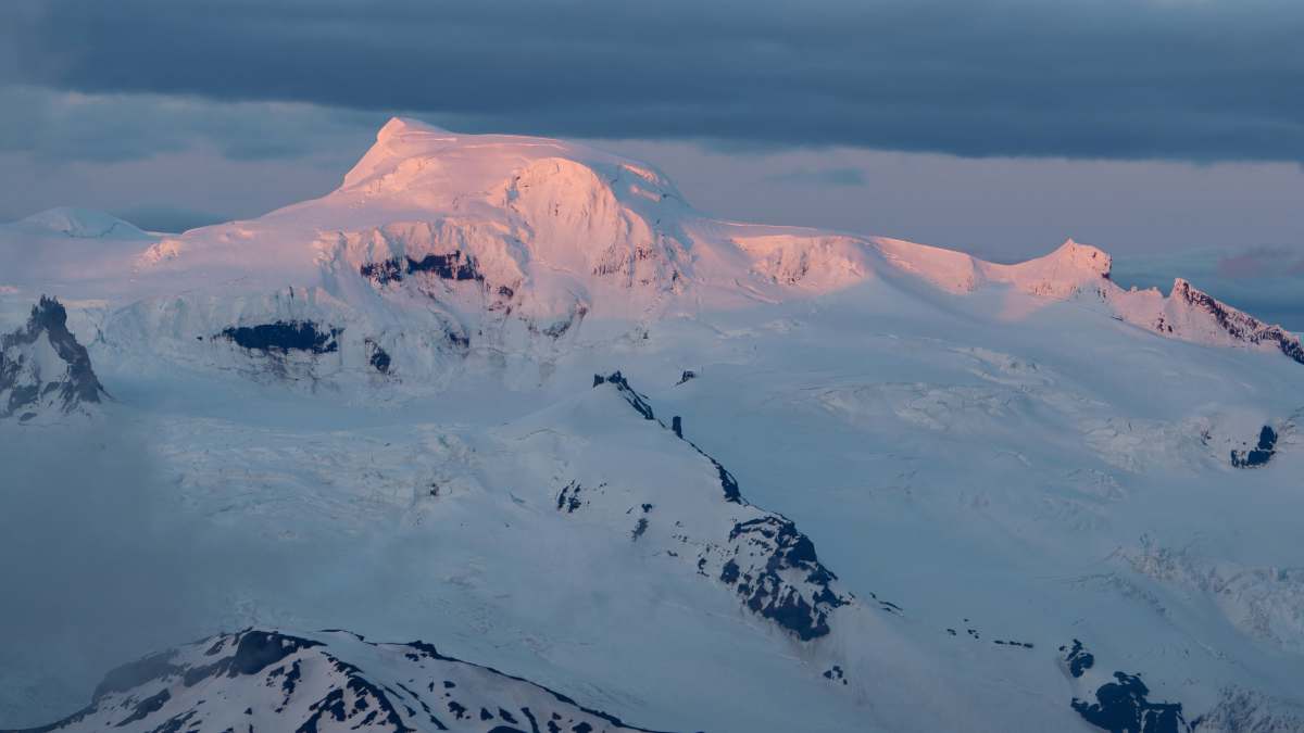 snow mountain 