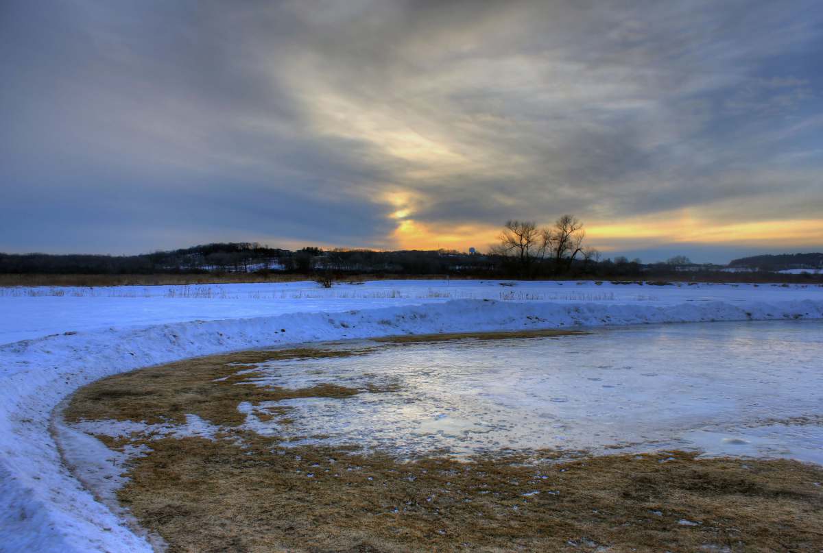 Icy Curve in Madison, Wisconsin image - Freephoto 