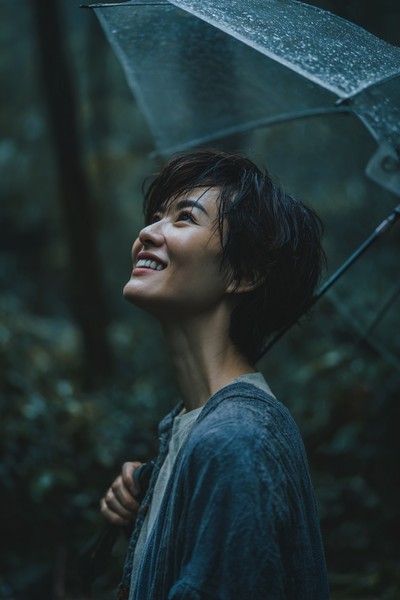 asian woman with short