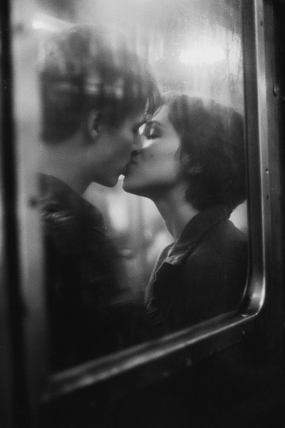 lovers kiss reflection