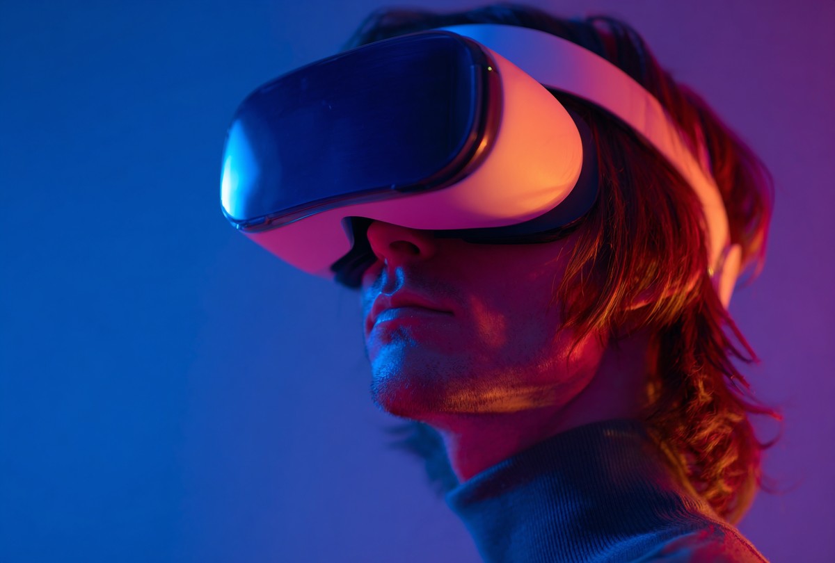 man wearing glasses playing games the 161ac5e1 548b 4808 bdc5