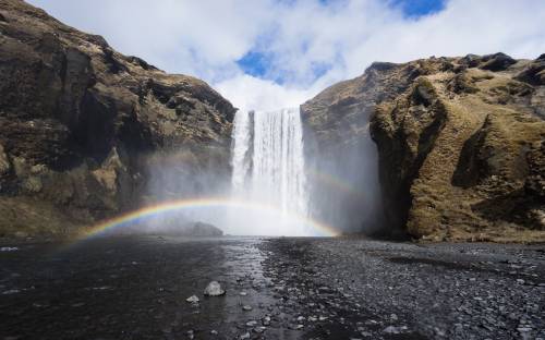 Waterfall and rainbow wide-angle image - Freephoto 