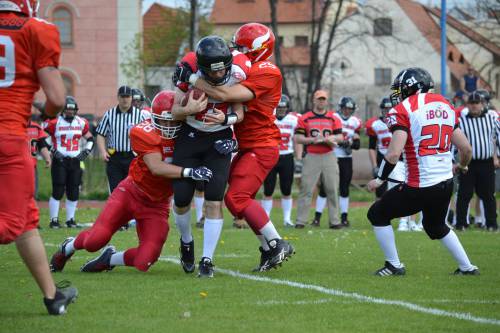 Kids playing American Football image - Freephoto 