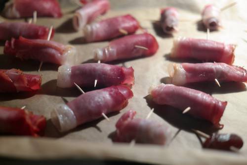Smoked Meat Rolls food image - Freephoto - Public 