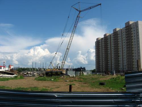 Crane in Novosibirsk, Russia image - Freephoto 