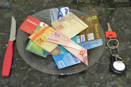   plastic  money  product  real  brazil  coins 