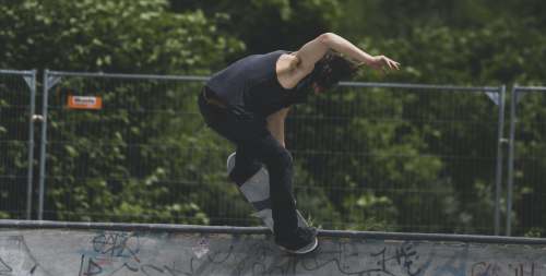  man playing skateboard 